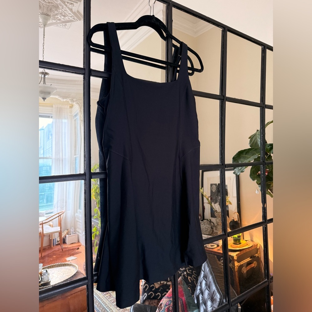 Black Sleeveless Athletic Dress